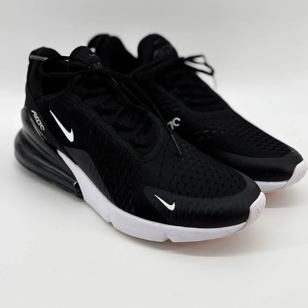 Nike Air Max‎ 270 9.5 Black White Red Men's Low Top Athletic Sneaker AH8050-002